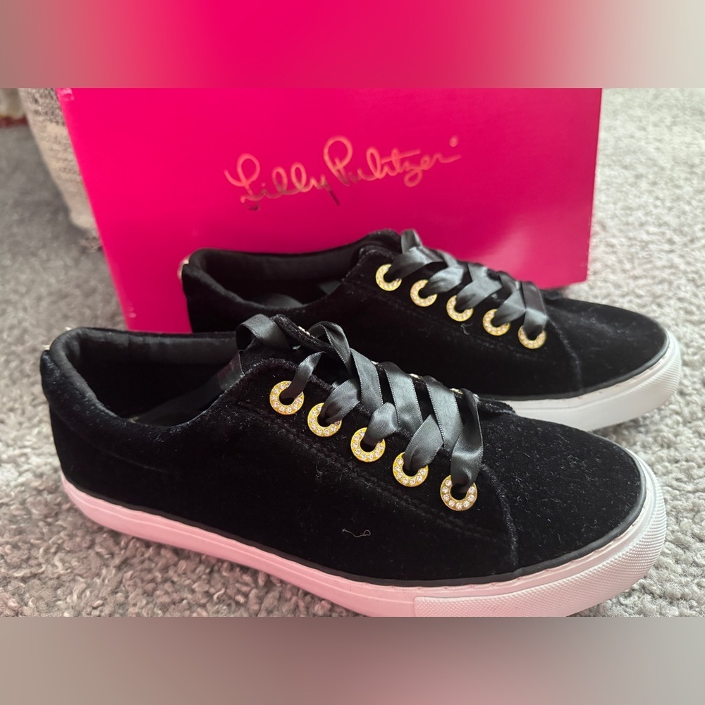 Lilly Pulitzer Black Velvet Ribbon Lace Low Top Lisa Sneakers-7 - Picture 5 of 8